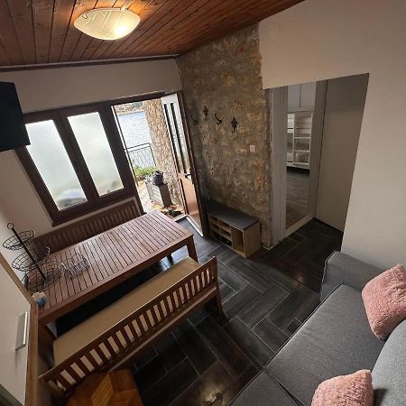 Apartments Stokic ドンヤ・クラダ エクステリア 写真