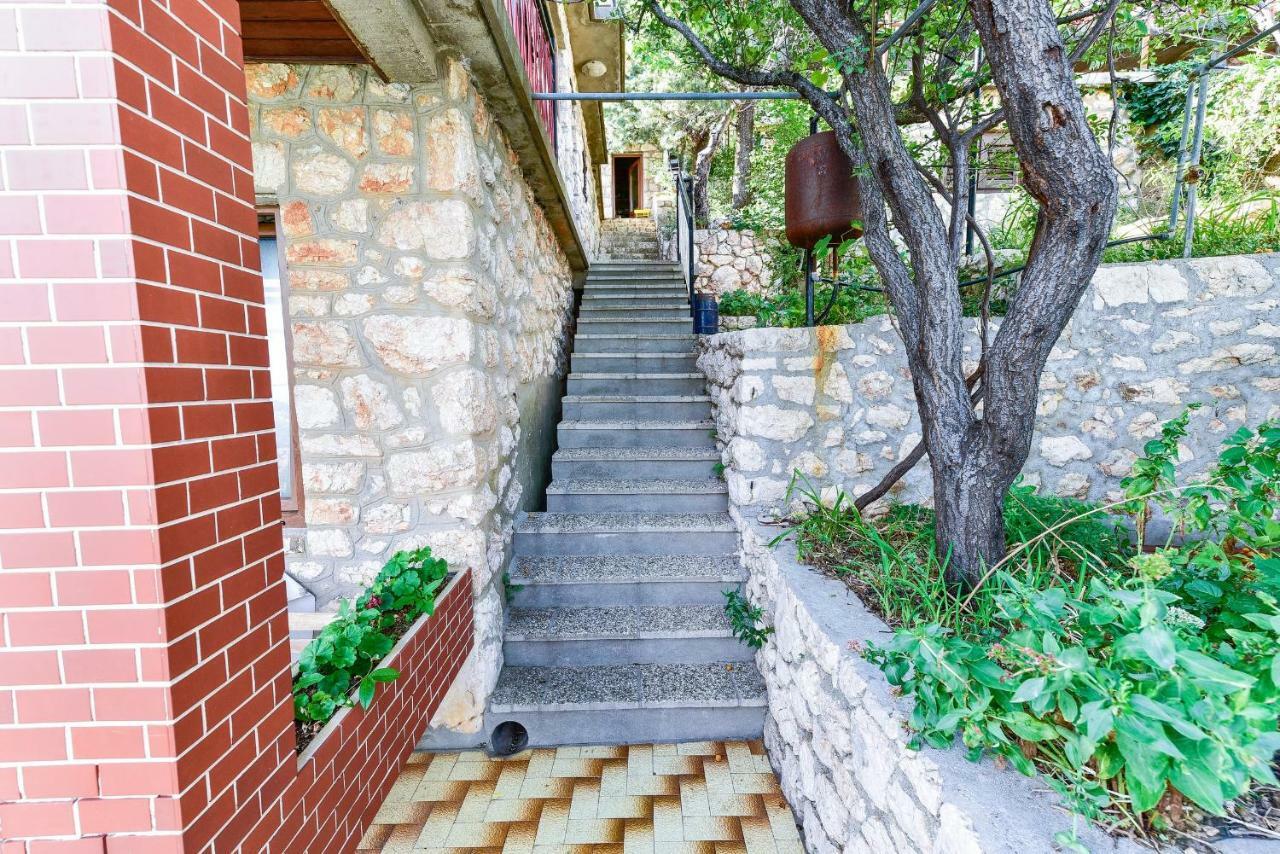 Apartments Stokic ドンヤ・クラダ エクステリア 写真
